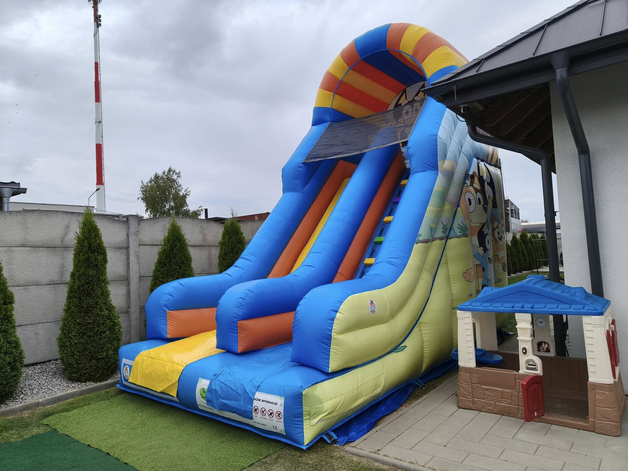 Dmuchańce Żary - Bluey atrakcja dla dzieci